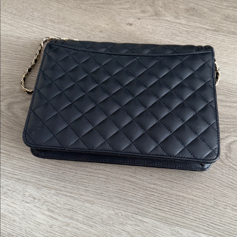 Talbots Quilted Leather Bag - Picture 6 of 6